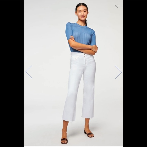 7 For All Mankind Cropped Alexa w/ Cut Hem in Black